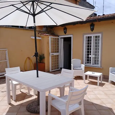 Apartamento Attico Con Terrazza Santa Cecilia Roma