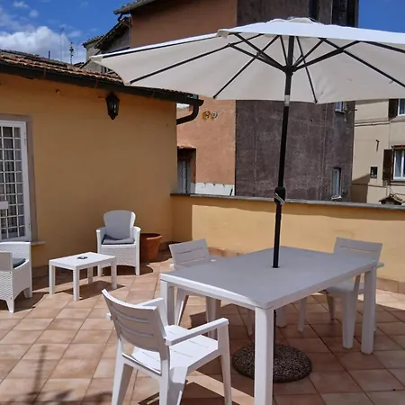 Attico Con Terrazza Santa Cecilia Apartamento Roma