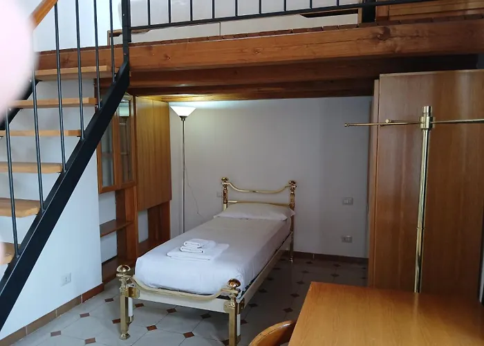 Attico Con Terrazza Santa Cecilia